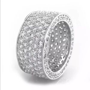 18K White Gold Mens Ring